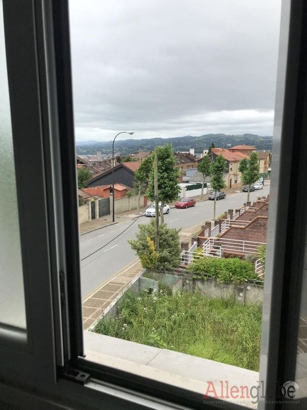 6 slaapkamer Flat te koop in Oviedo - € 160.000 (Ref: 8332903)