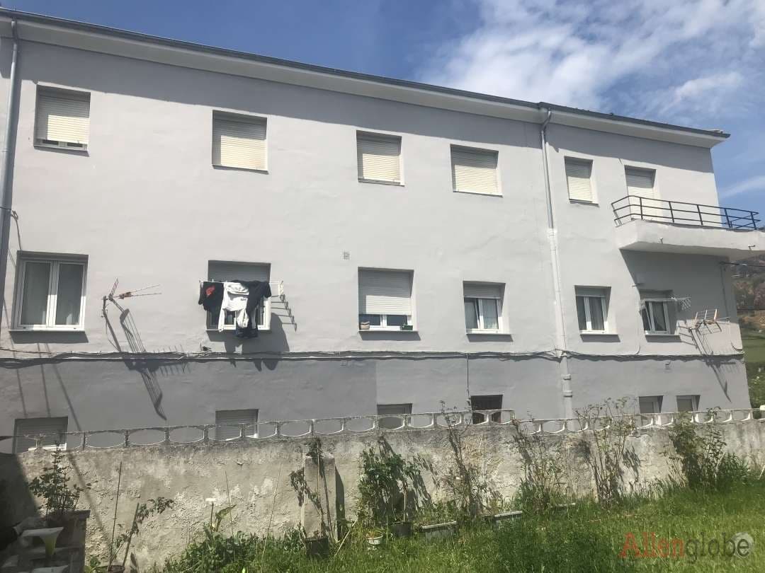 6 slaapkamer Flat te koop in Oviedo - € 160.000 (Ref: 8332903)