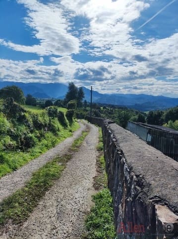 Ubebygd land til salgs i Oviedo - € 175 000 (Ref: 8347442)