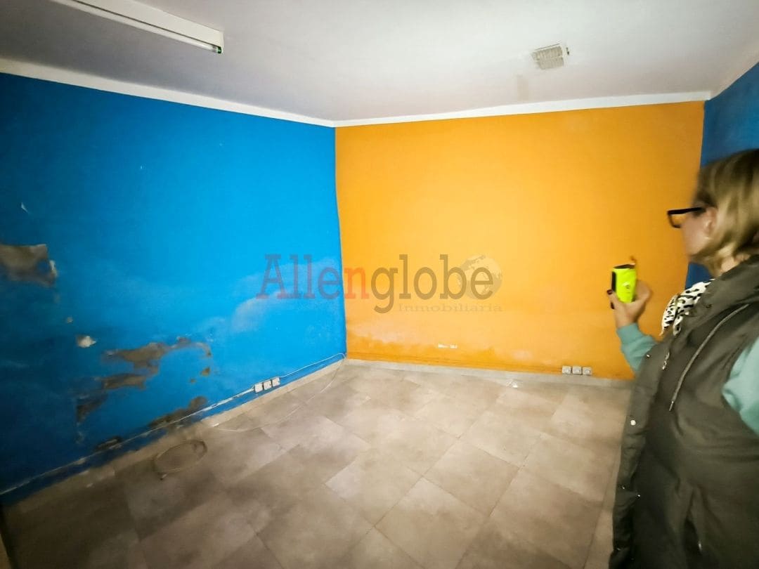 Commercial for sale in Langreo - € 20,000 (Ref: 8609472)