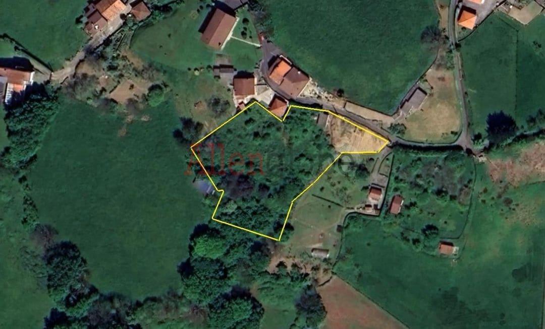 Mark till salu i Oviedo - 115 000 € (Ref: 8651503)