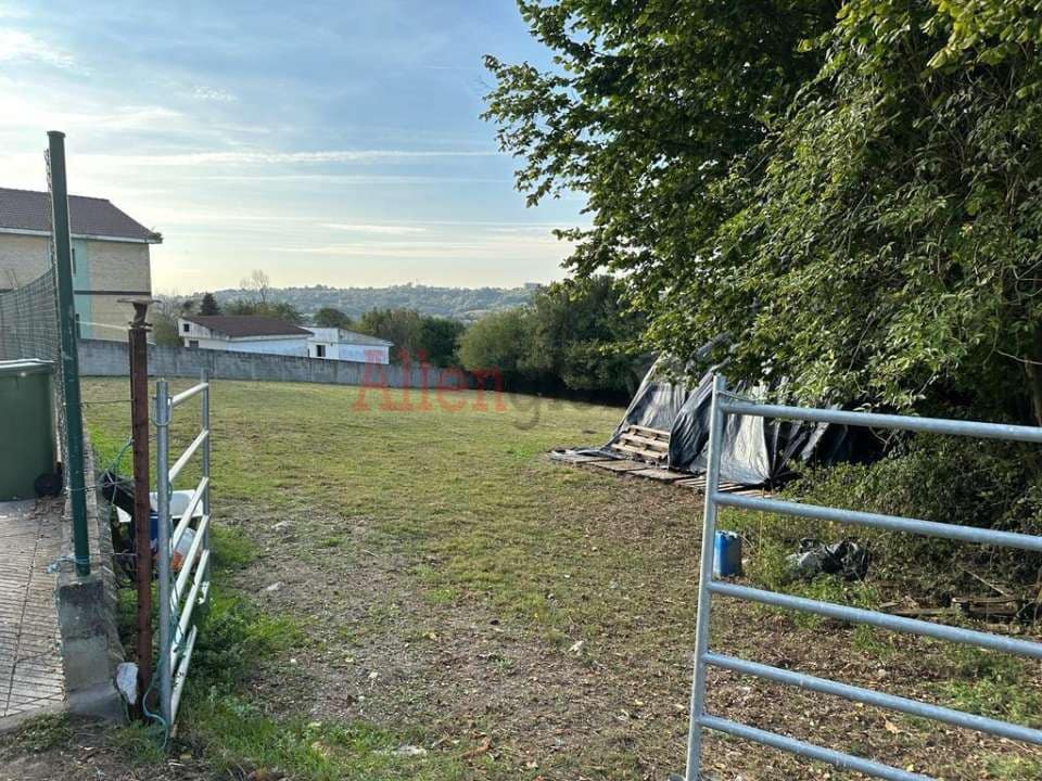 Grunde uden byggetilladelser til salg i Oviedo - € 146.000 (Ref: 8677397)