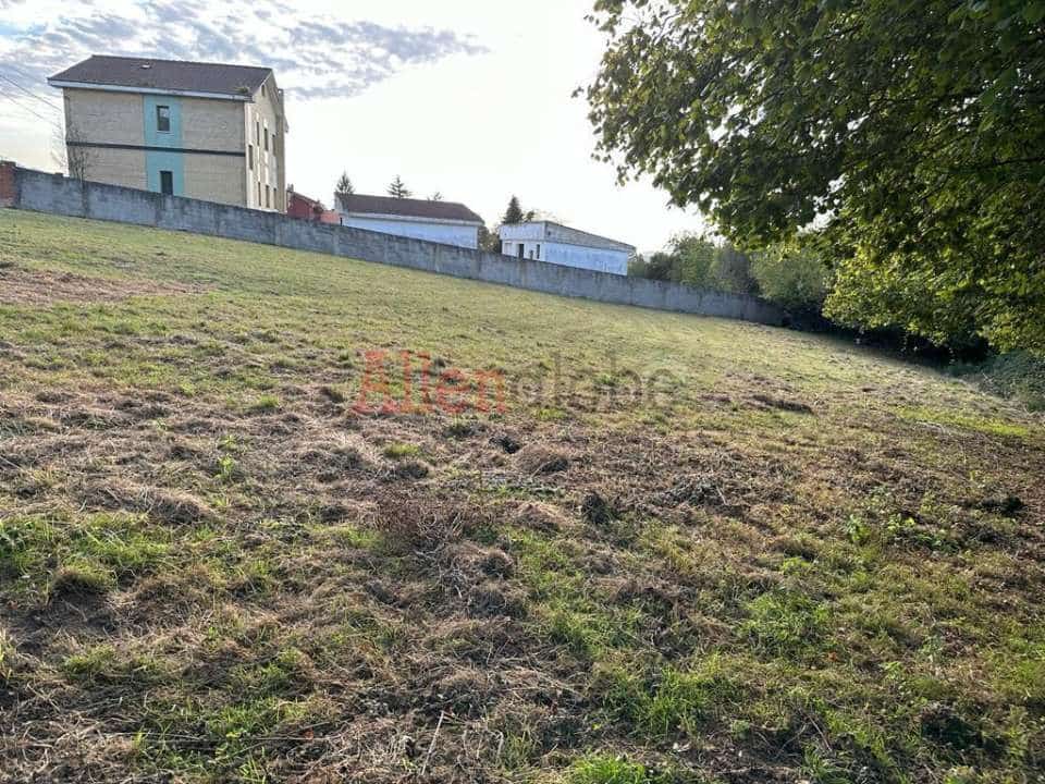 Grunde uden byggetilladelser til salg i Oviedo - € 146.000 (Ref: 8677397)