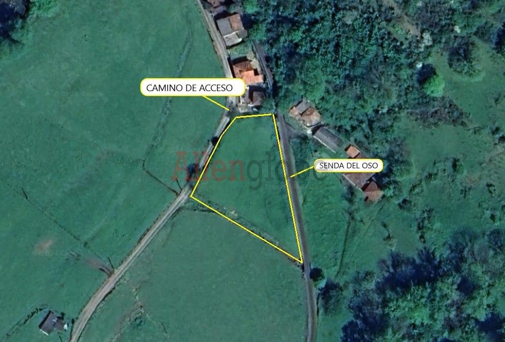 Ubebygd land til salgs i Oviedo - € 59 900 (Ref: 8735087)