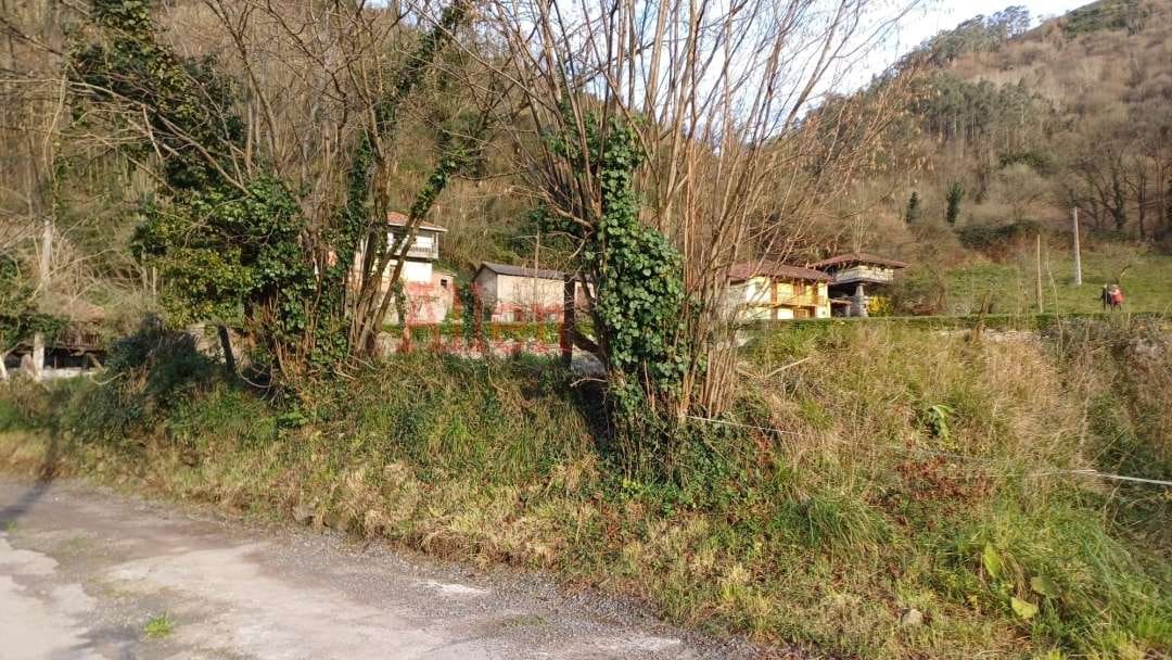 Ubebygd land til salgs i Oviedo - € 59 900 (Ref: 8735087)