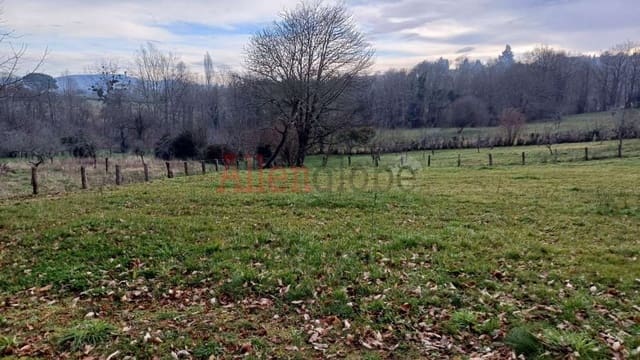 Mark till salu i Siero - 75 000 € (Ref: 8757193)