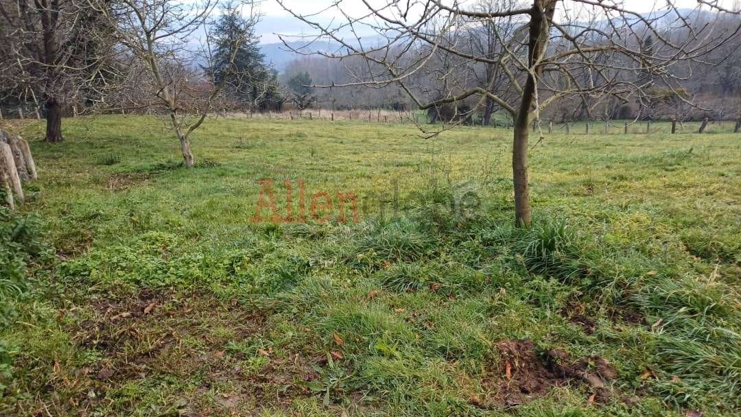 Grunde uden byggetilladelser til salg i Siero - € 75.000 (Ref: 8757193)