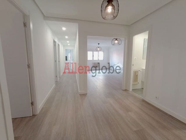 3 soveværelse Lejlighed til salg i Centro Urbano, Oviedo - € 225.900 (Ref: 8777655)