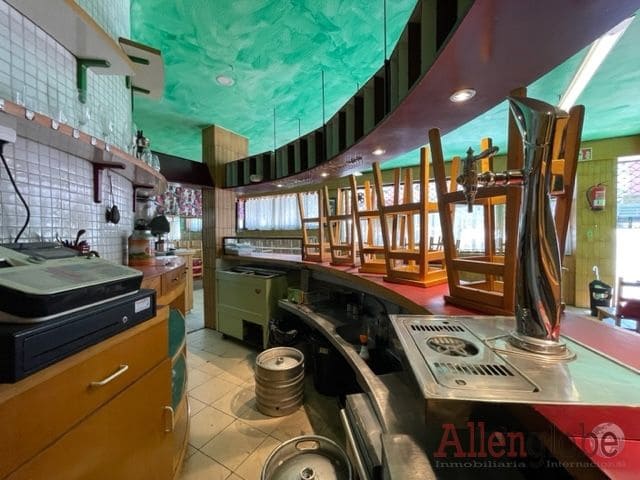 Erhverv til salg i Oviedo - € 130.000 (Ref: 8853144)