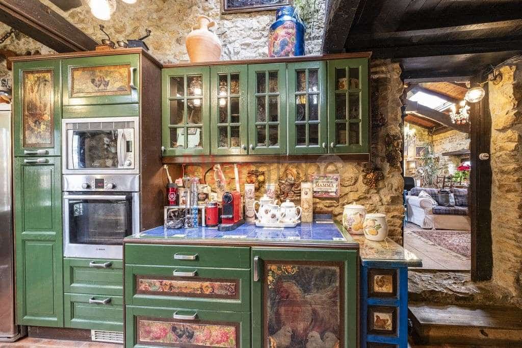 4 soveværelse Byhus til salg i Siero - € 446.000 (Ref: 8865377)