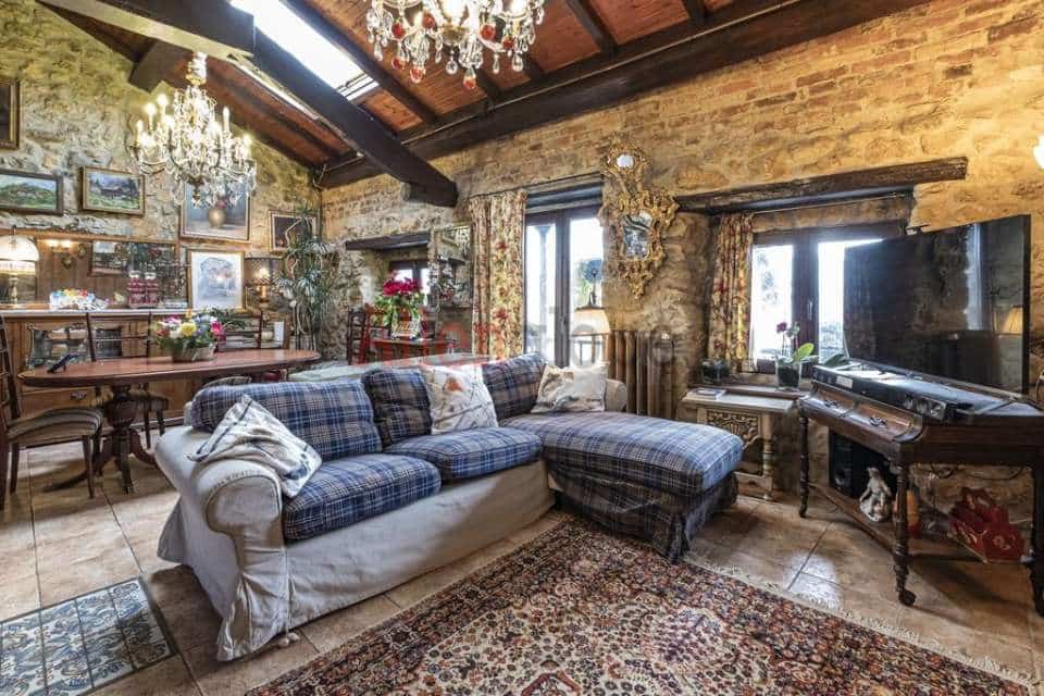 4 soveværelse Byhus til salg i Siero - € 446.000 (Ref: 8865377)