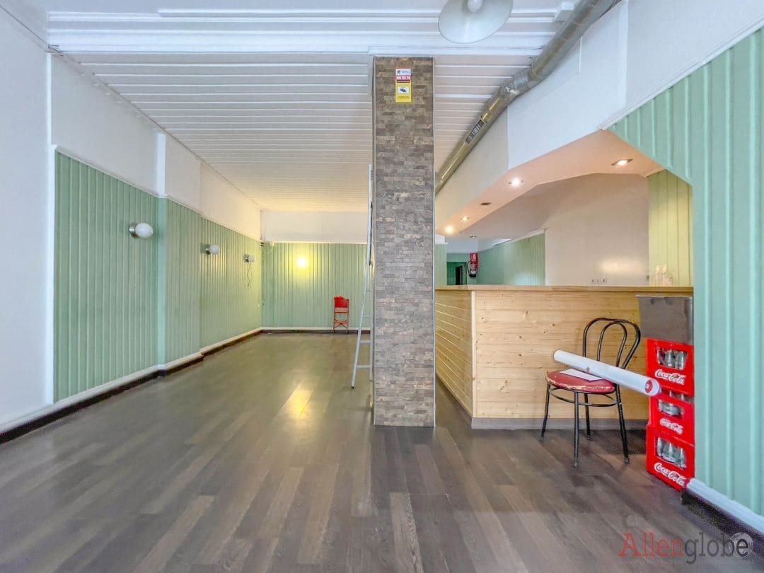 Ristorante/Bar in vendita in Oviedo - 104.900 € (Rif: 8928147)