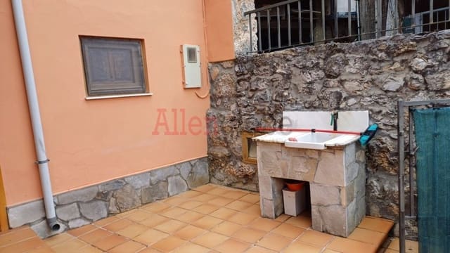 2 bedroom Townhouse for sale in Teverga - € 120,000 (Ref: 9033827)