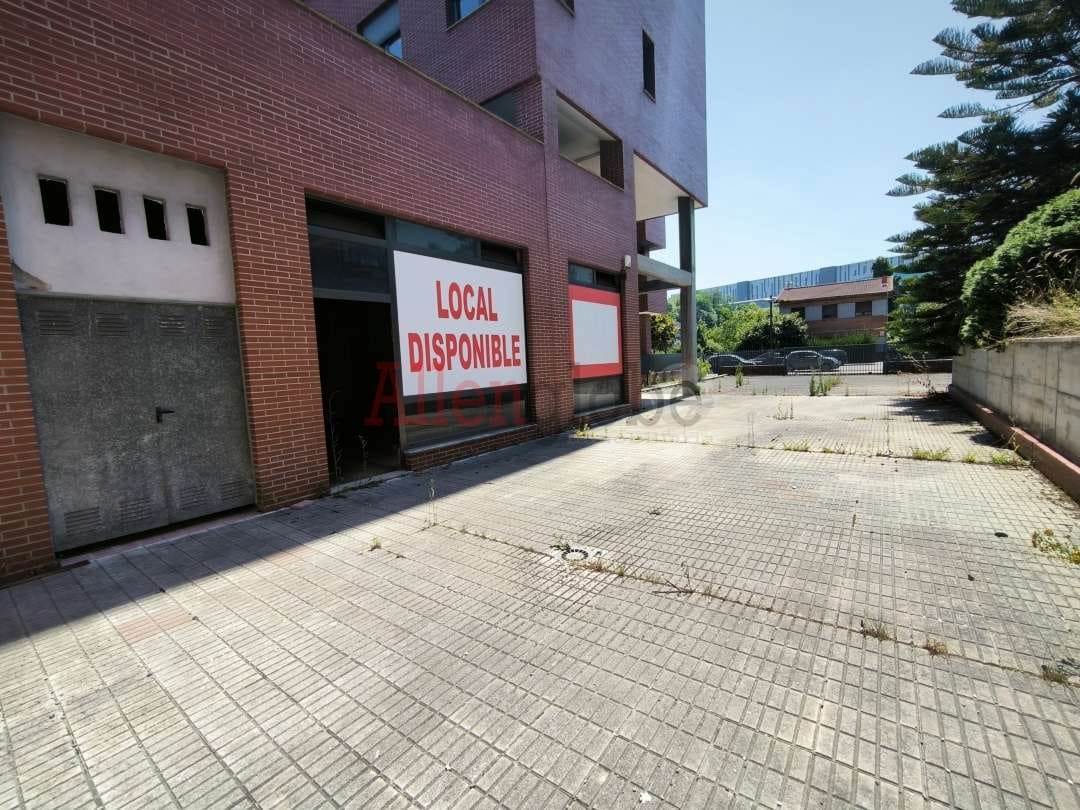 Erhverv til salg i Oviedo - € 400.000 (Ref: 9127691)