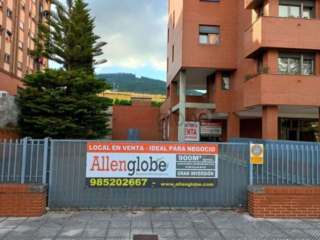 Comercial para venda em Centro Urbano, Oviedo - 400 000 € (Ref: 9127691)