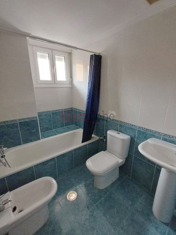 2 bedroom Flat for sale in Oviedo - € 105,000 (Ref: 9136110)