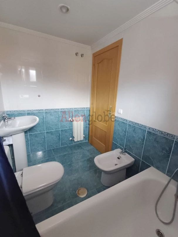 2 bedroom Flat for sale in Oviedo - € 105,000 (Ref: 9136110)