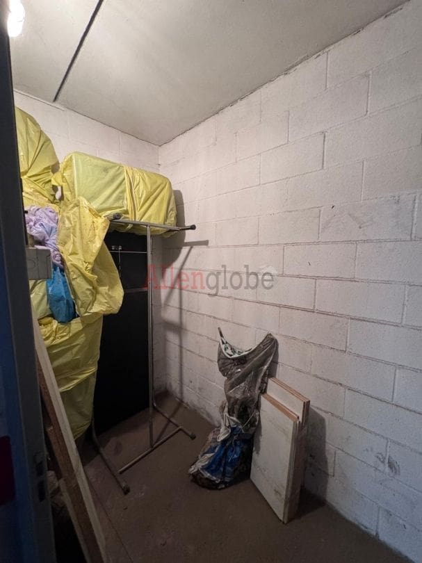 2 bedroom Flat for sale in Oviedo - € 105,000 (Ref: 9136110)