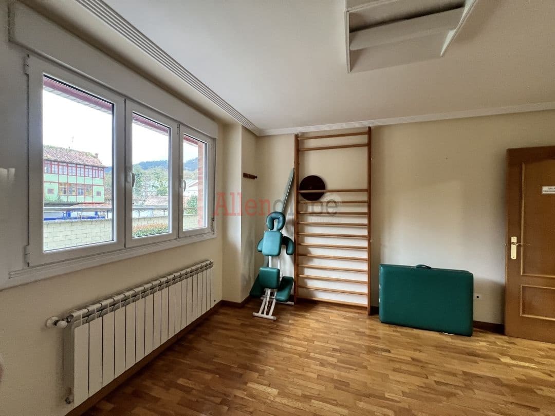 2 bedroom Flat for sale in Oviedo - € 105,000 (Ref: 9136110)