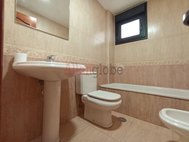 1 sovrum Lägenhet till salu i Oviedo - 119 000 € (Ref: 9254506)