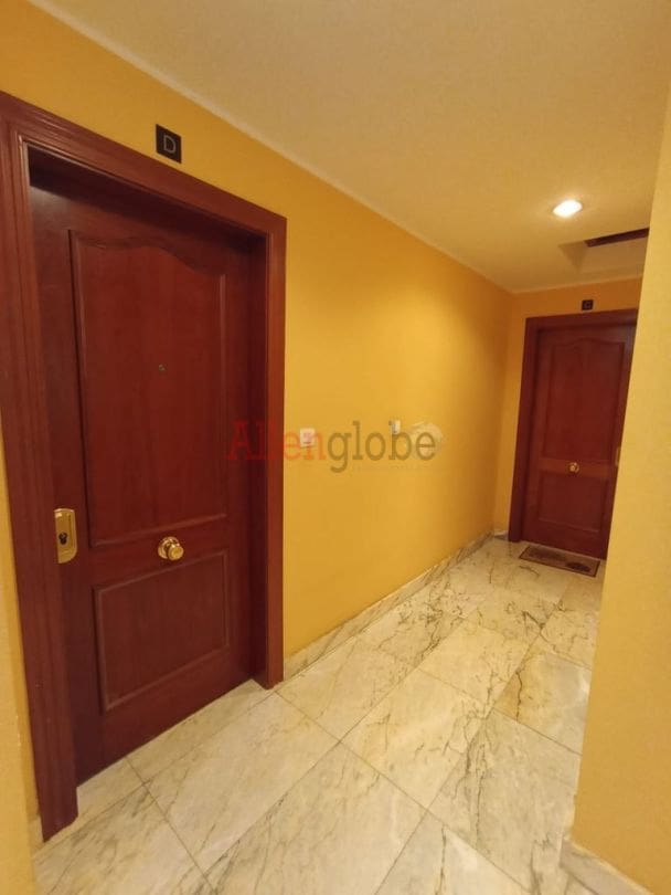 1 slaapkamer Appartement te koop in Oviedo - € 119.000 (Ref: 9254506)