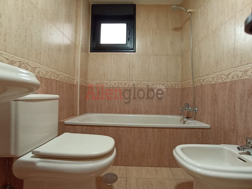 1 slaapkamer Appartement te koop in Oviedo - € 119.000 (Ref: 9254506)