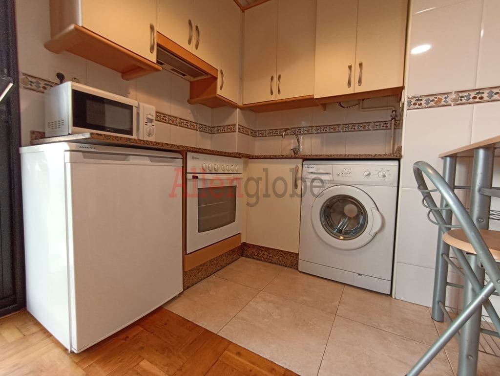 1 slaapkamer Appartement te koop in Oviedo - € 119.000 (Ref: 9254506)