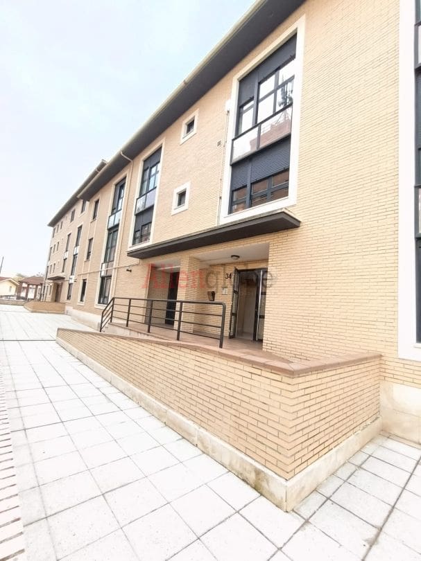 1 slaapkamer Appartement te koop in Oviedo - € 119.000 (Ref: 9254506)