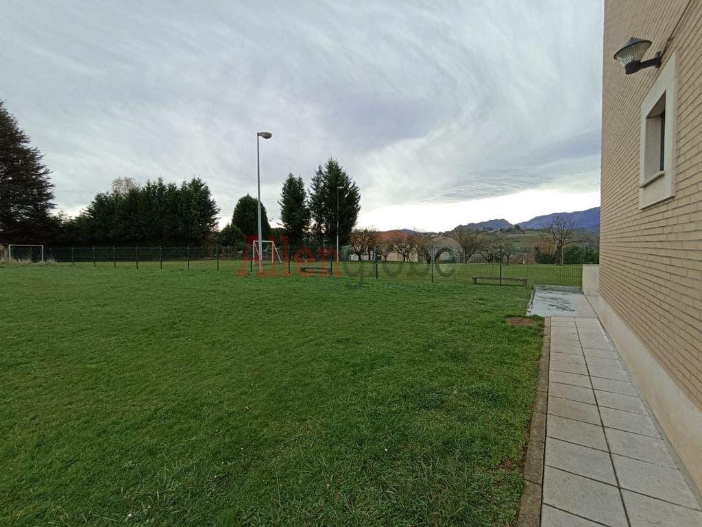 1 slaapkamer Appartement te koop in Oviedo - € 119.000 (Ref: 9254506)