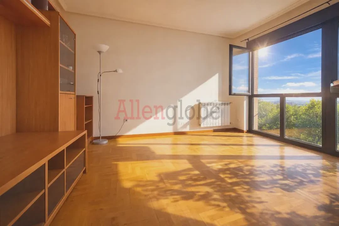 1 slaapkamer Appartement te koop in Oviedo - € 119.000 (Ref: 9254506)