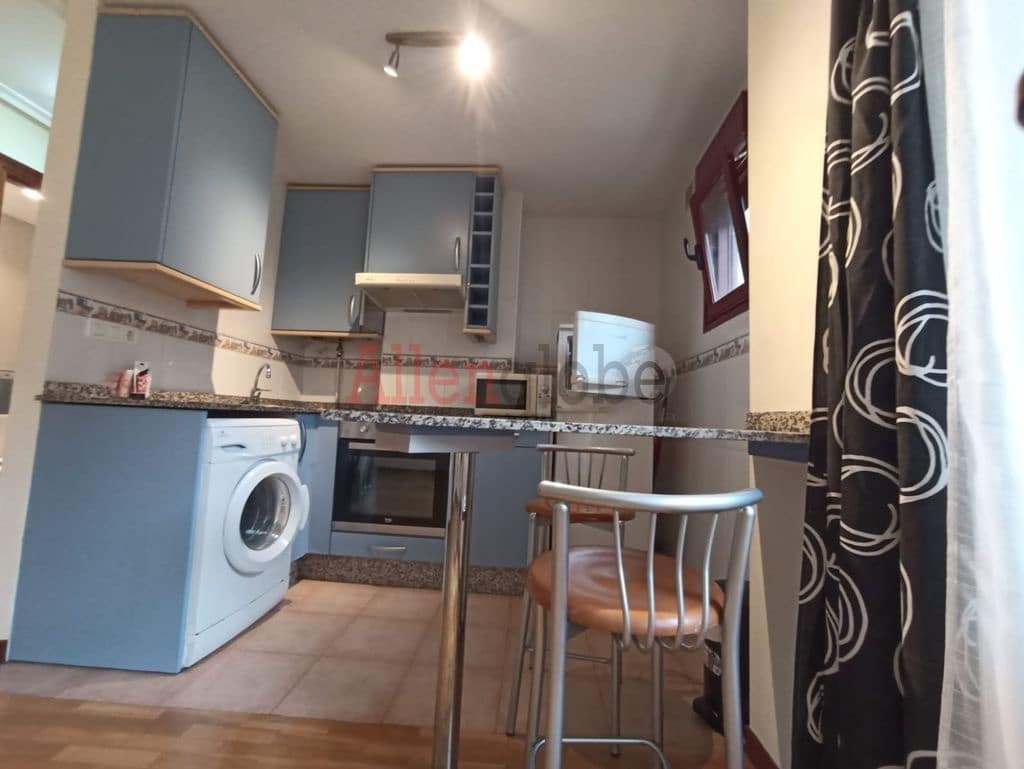 1 slaapkamer Appartement te koop in Oviedo - € 149.000 (Ref: 9289590)