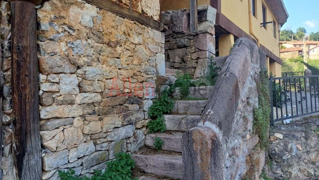 4 sypialnia Dom na sprzedaż w Teverga - 188 000 € (Ref: 9296353)