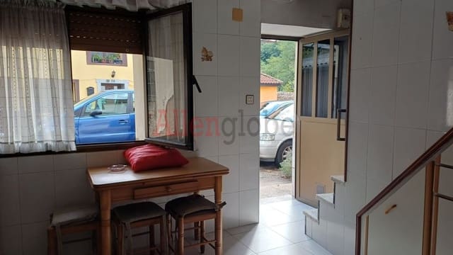 2 makuuhuone Paritalo myytävänä paikassa Oviedo - 50 000 € (Ref: 9348628)