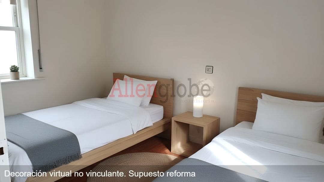 2 slaapkamer Halfvrijstaande villa te koop in Oviedo - € 50.000 (Ref: 9348628)