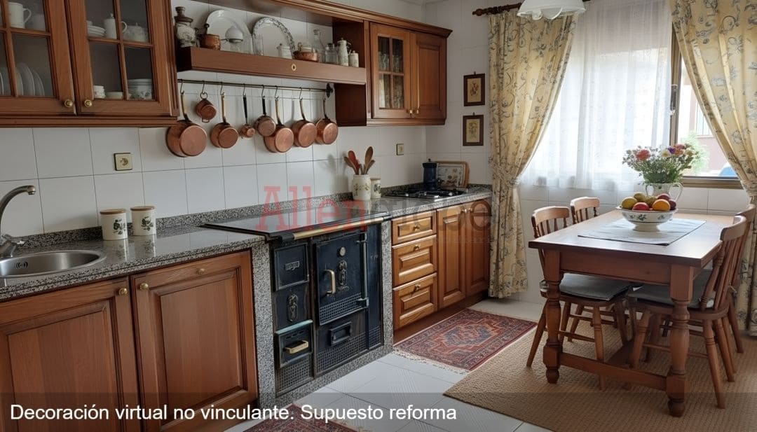 2 slaapkamer Halfvrijstaande villa te koop in Oviedo - € 50.000 (Ref: 9348628)