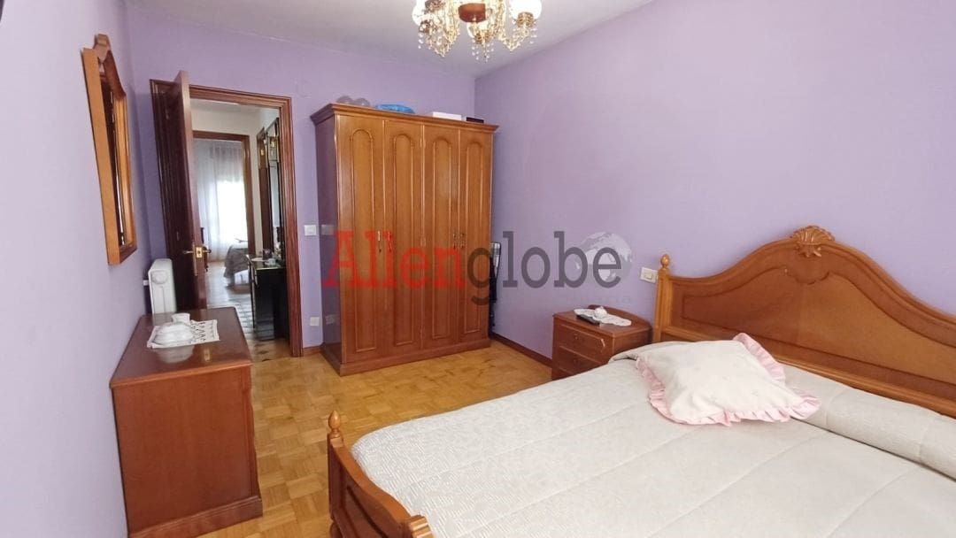 3 camera da letto Appartamento in vendita in San Martin del Rey Aurelio - 119.000 € (Rif: 9352854)