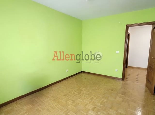 3 slaapkamer Flat te koop in San Martín del Rey Aurelio - € 99.000 (Ref: 9352854)