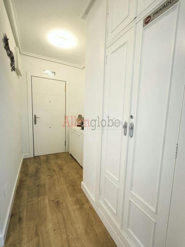 2 soveværelse Lejlighed til salg i Gozon - € 220.000 (Ref: 9365996)