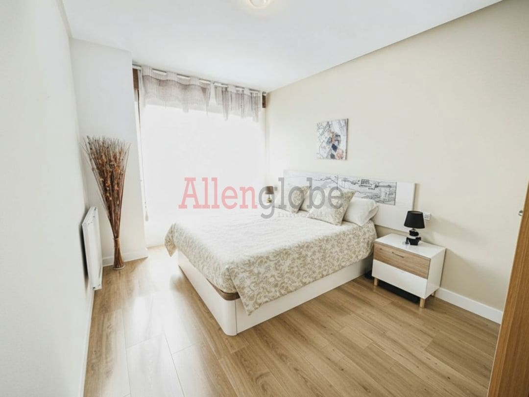 2 soveværelse Lejlighed til salg i Gozon - € 220.000 (Ref: 9365996)