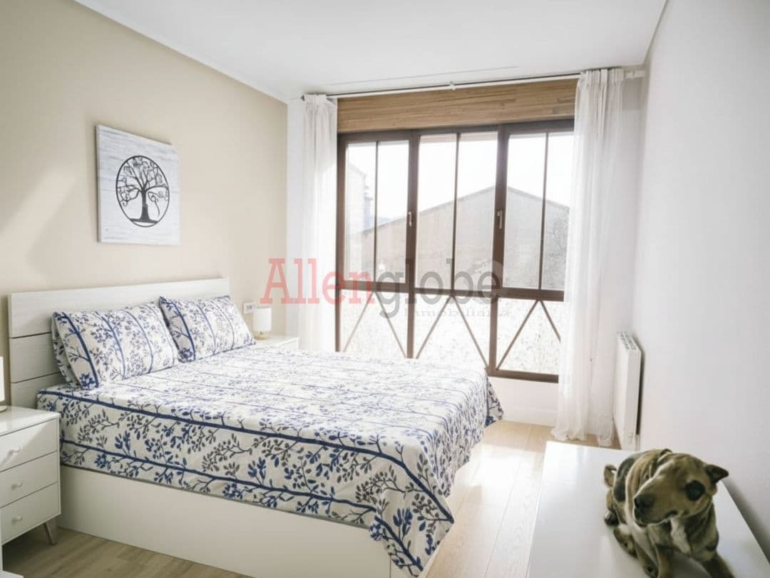 2 soveværelse Lejlighed til salg i Gozon - € 220.000 (Ref: 9365996)