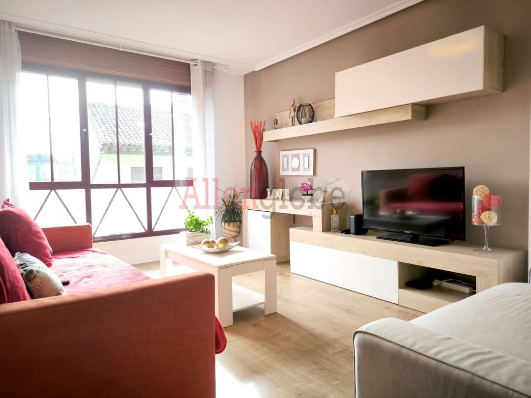 2 soveværelse Lejlighed til salg i Gozon - € 220.000 (Ref: 9365996)