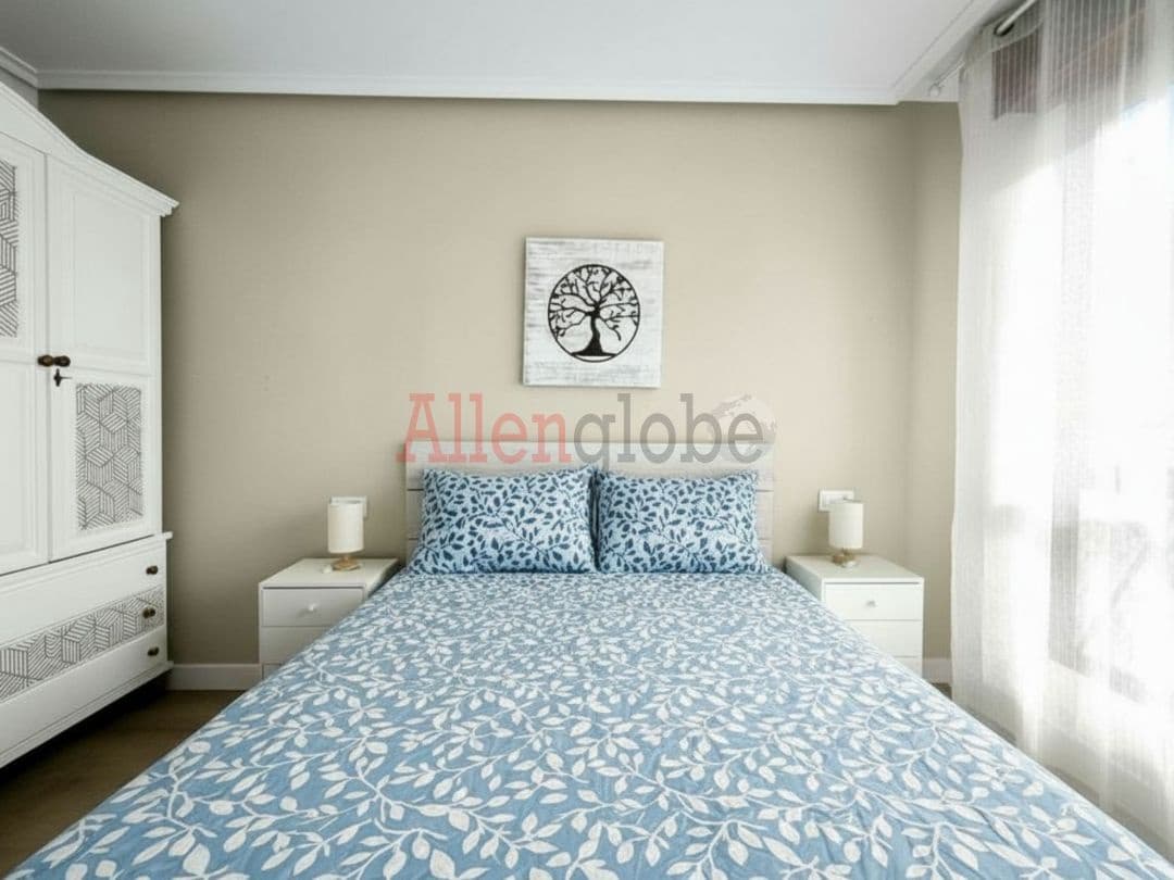 2 soveværelse Lejlighed til salg i Gozon - € 220.000 (Ref: 9365996)