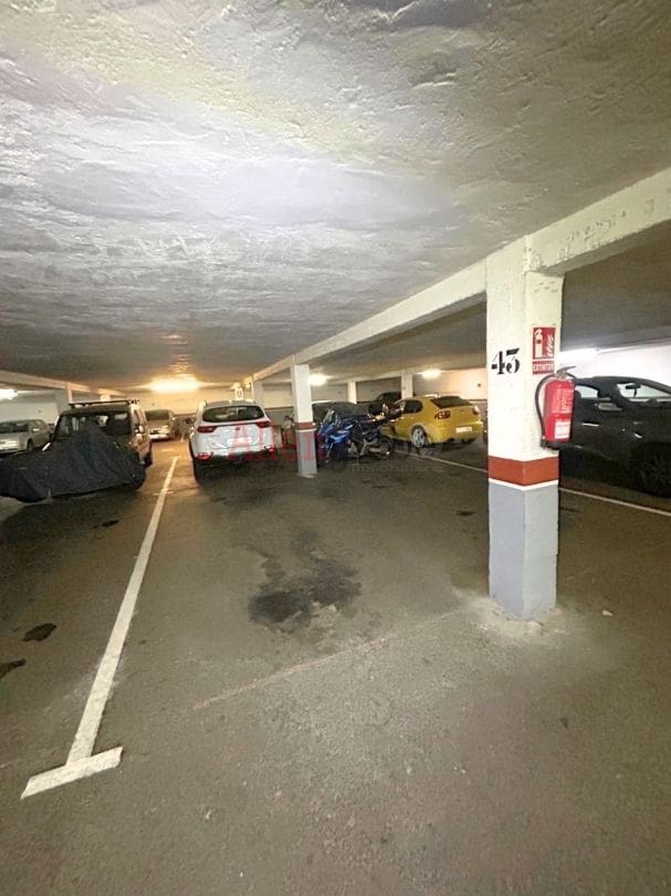 3 soveværelse Lejlighed til salg i Oviedo - € 129.900 (Ref: 9400294)