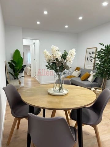 3 soveværelse Lejlighed til salg i Oviedo - € 129.900 (Ref: 9400294)