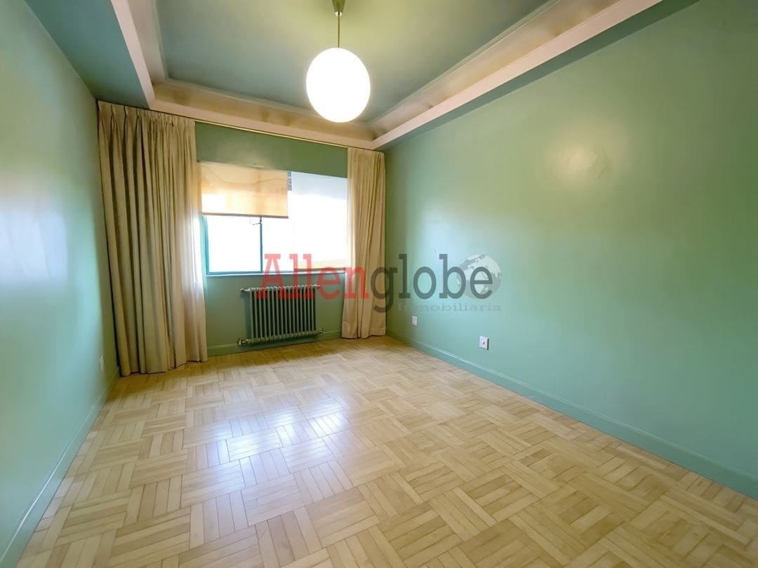 5 chambre Appartement à vendre à Oviedo - 470 000 € (Ref: 9474353)