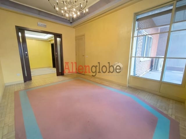 5 chambre Appartement à vendre à Centro Urbano, Oviedo - 470 000 € (Ref: 9474353)