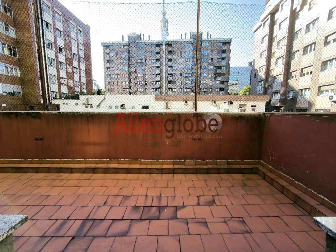 5 chambre Appartement à vendre à Oviedo - 470 000 € (Ref: 9474353)