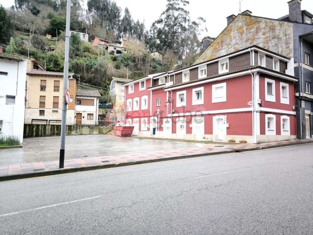 2 bedroom Flat for sale in Mieres - € 66,000 (Ref: 9481672)