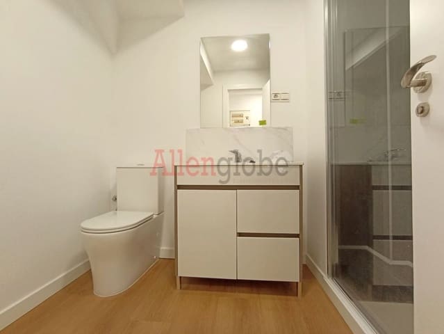 Piso de 2 habitaciones en Mieres en venta - 83.000 € (Ref: 9481673)