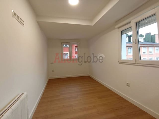 Piso de 2 habitaciones en Mieres en venta - 83.000 € (Ref: 9481673)